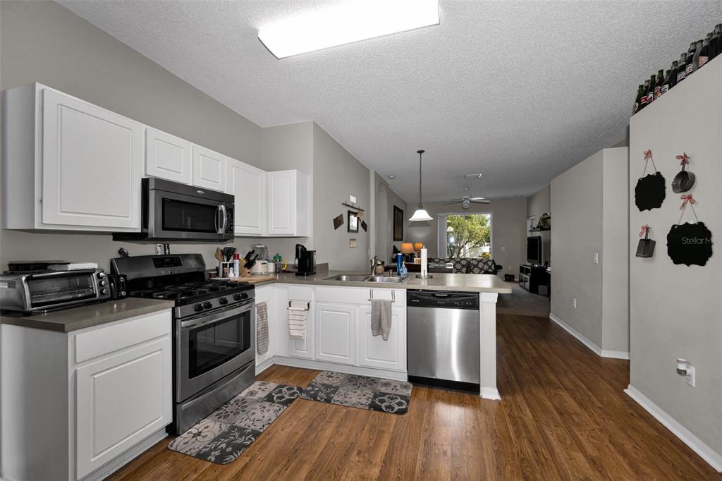 1821 Alvara Place Trinity, FL 34655 - Photo 20 of 63