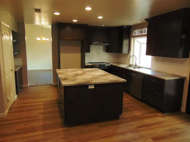 $599,975 | 239 Fairwood Drive, Oakdale, CA 95361