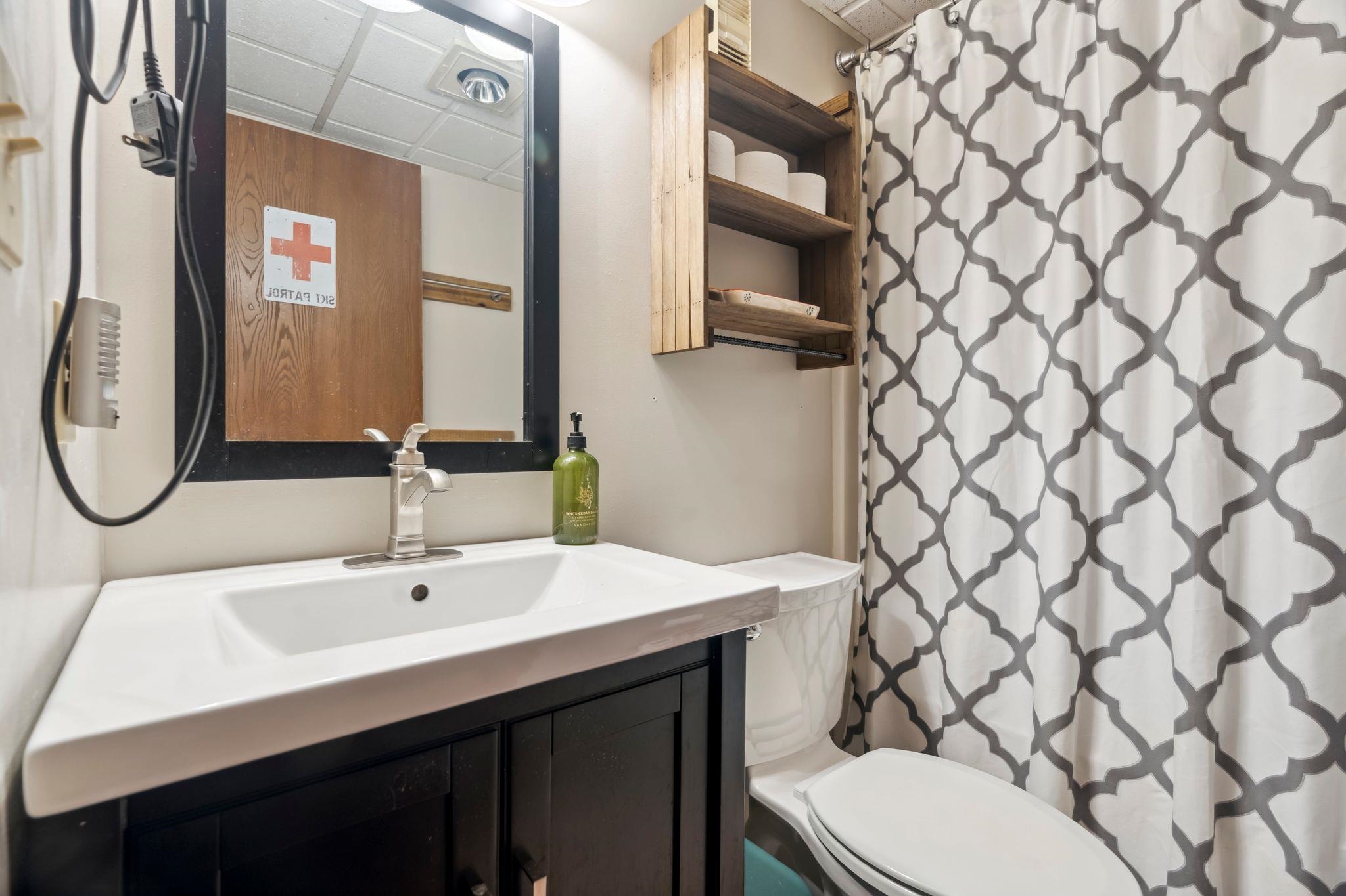 137 East Mountain Road, Unit 2D6 Killington, VT 05751 - Photo 6 of 22 Gallery Image 6