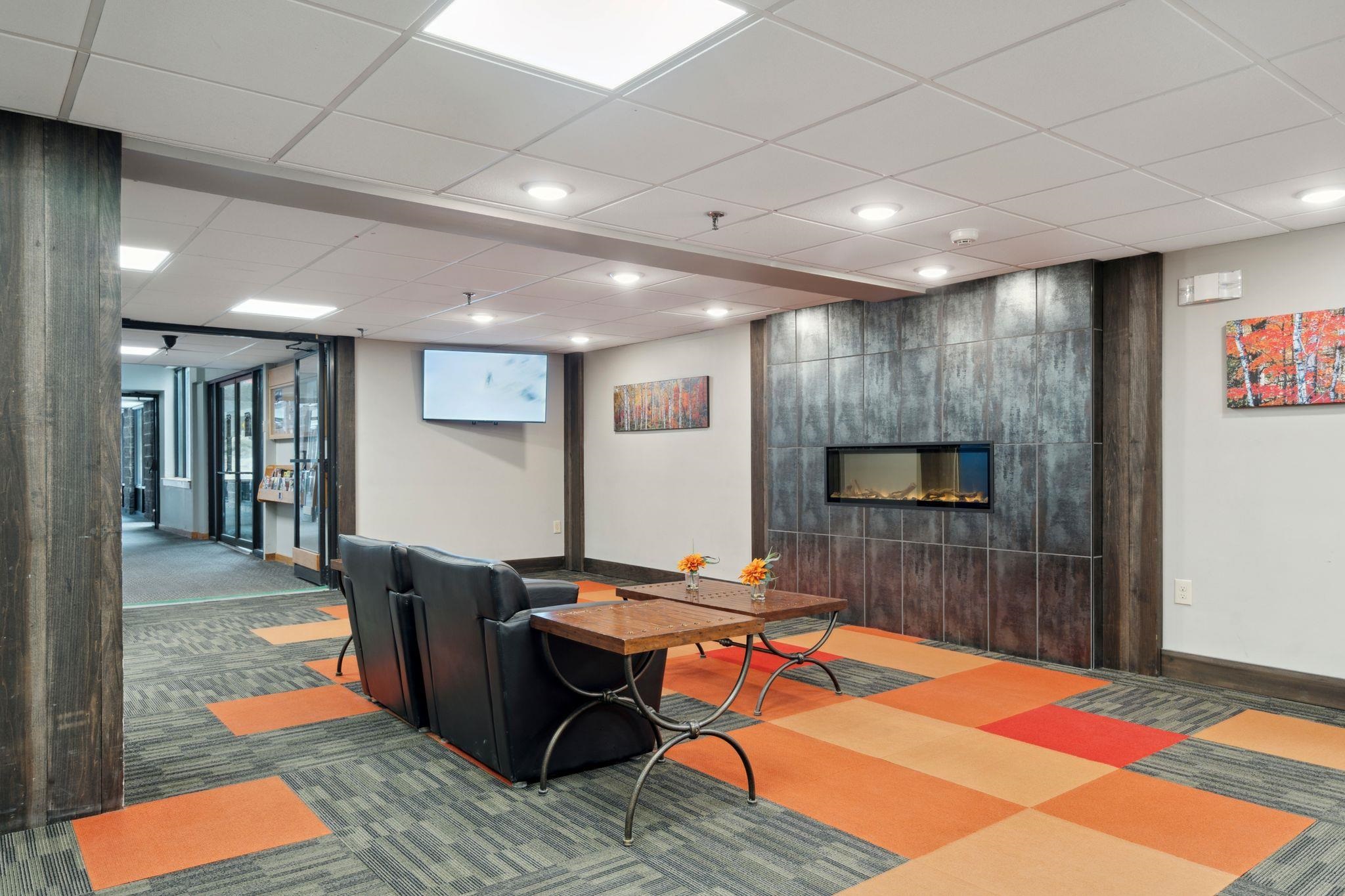 137 East Mountain Road, Unit 2D6 Killington, VT 05751 - Photo 8 of 22 Gallery Image 8