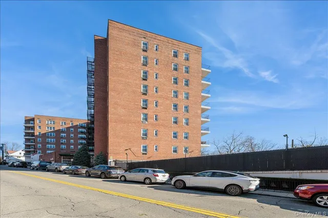 $229,000 | 2 Bronxville Road, Unit 8D, Bronxville, NY 10708