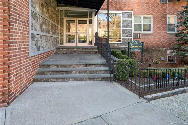 $229,000 | 2 Bronxville Road, Unit 8D, Bronxville, NY 10708