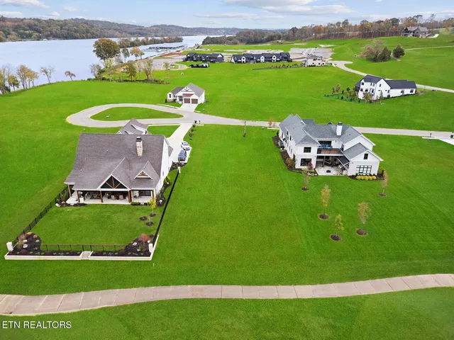 $320,000 | 5275 Old Club Drive, Loudon, TN 37774