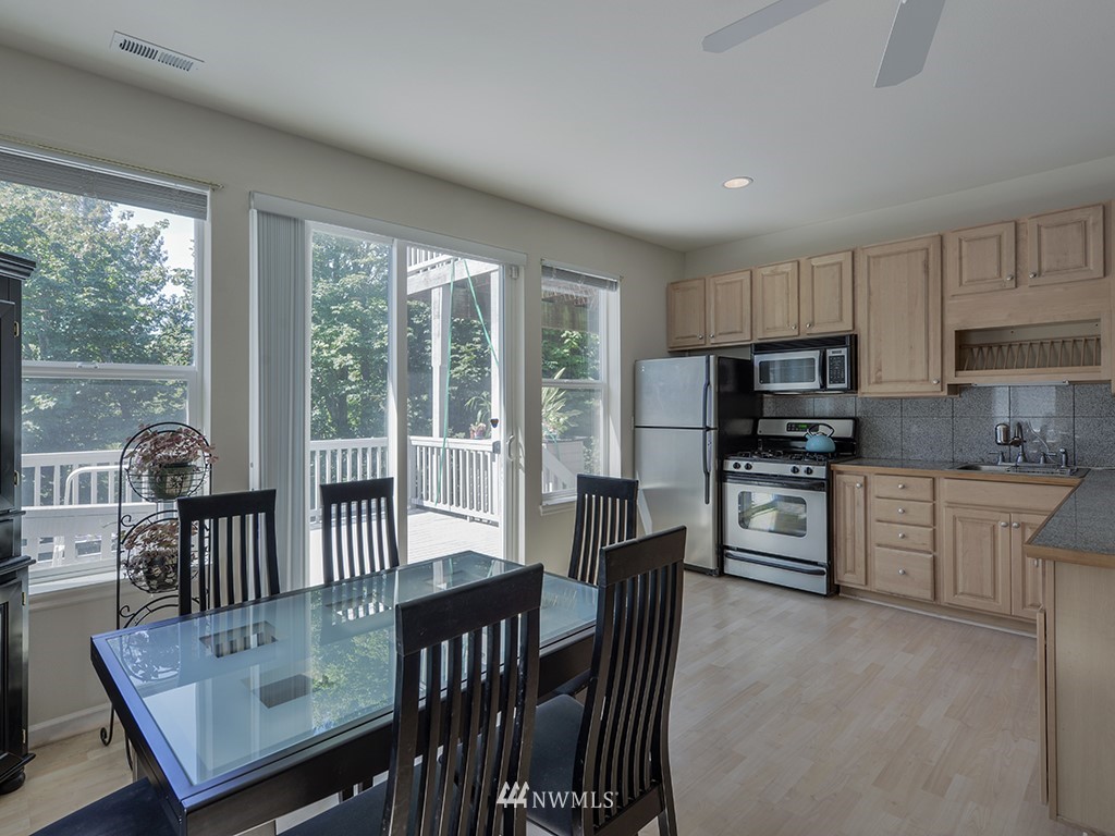 17057 164th Way Southeast Renton, WA 98058 - Photo 12 of 25
