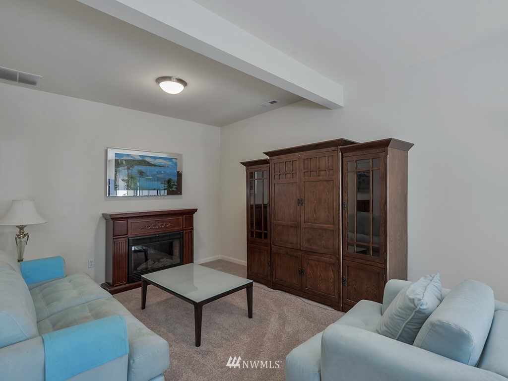 17057 164th Way Southeast Renton, WA 98058 - Photo 10 of 25