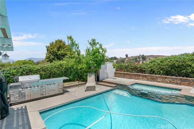 $1,350,000 | 536 North Del Sol Lane, Diamond Bar, CA 91765