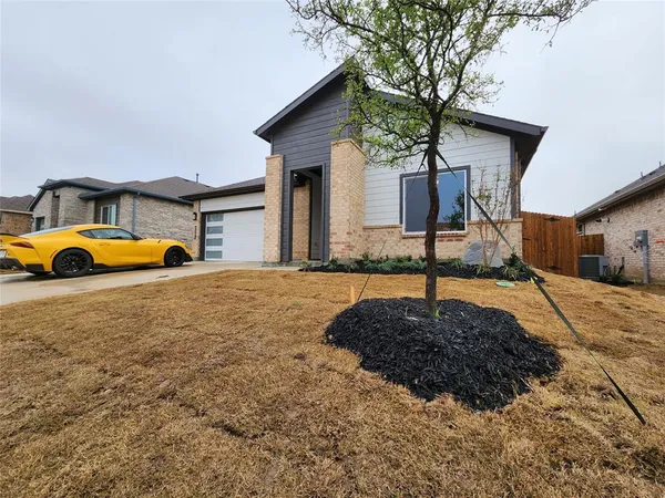 $2,900 | 2301 Blackcap Street, Denton, TX 76205