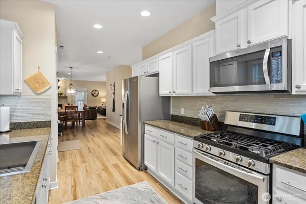 $650,000 | 4118 148th Street Southwest, Unit E1, Lynnwood, WA 98087