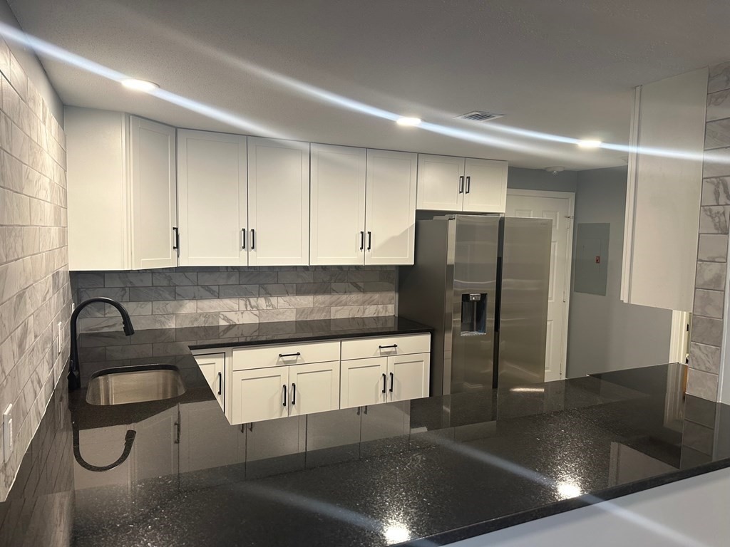 181 Littleton Road, Unit 327 Chelmsford, MA 01824 - Photo 1 of 20 Gallery Image 1