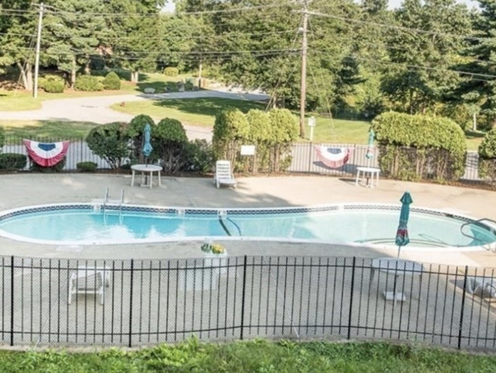 181 Littleton Road, Unit 327 Chelmsford, MA 01824 - Photo 13 of 20 Gallery Image 13