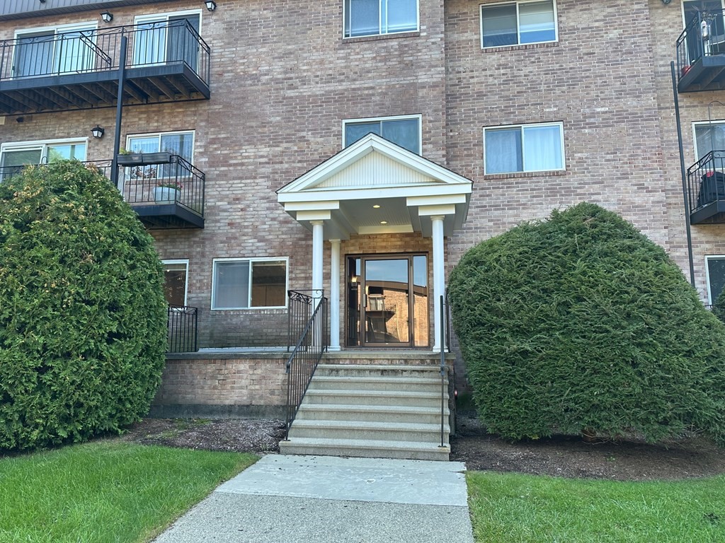 181 Littleton Road, Unit 327 Chelmsford, MA 01824 - Photo 19 of 20 Gallery Image 19