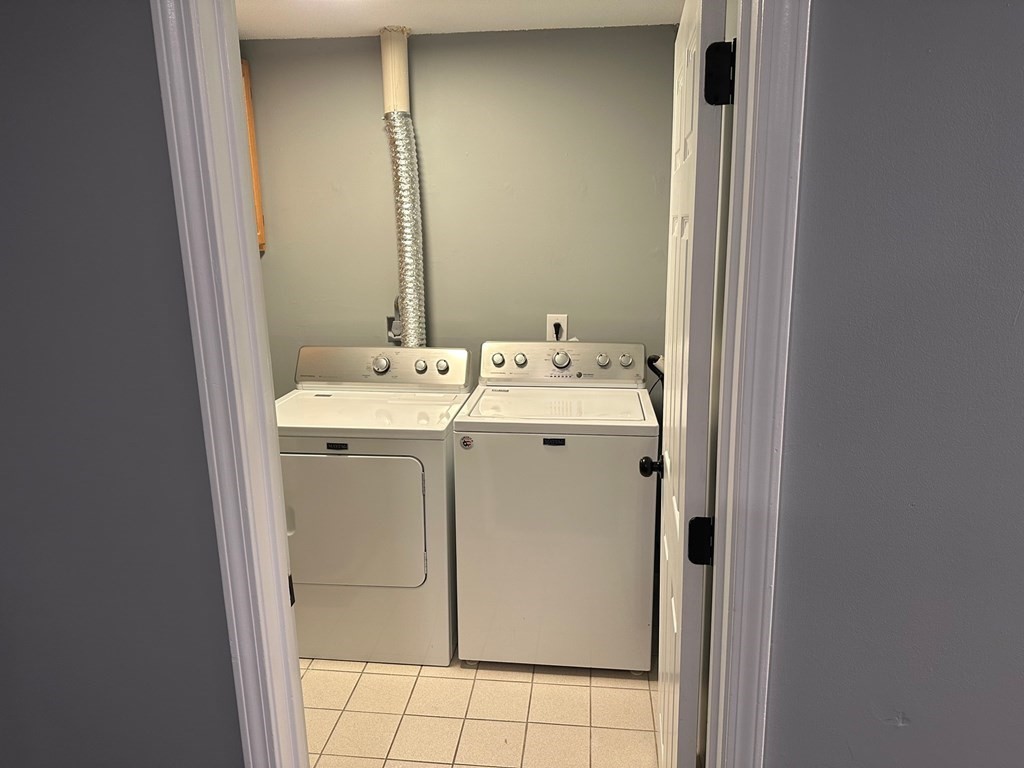 181 Littleton Road, Unit 327 Chelmsford, MA 01824 - Photo 5 of 20 Gallery Image 5