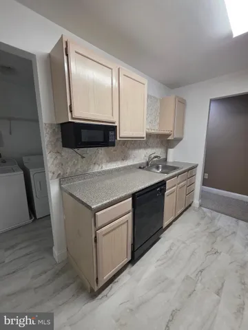 $1,850 | 2809 Waters Edge Drive, Unit 260, Newark, DE 19702