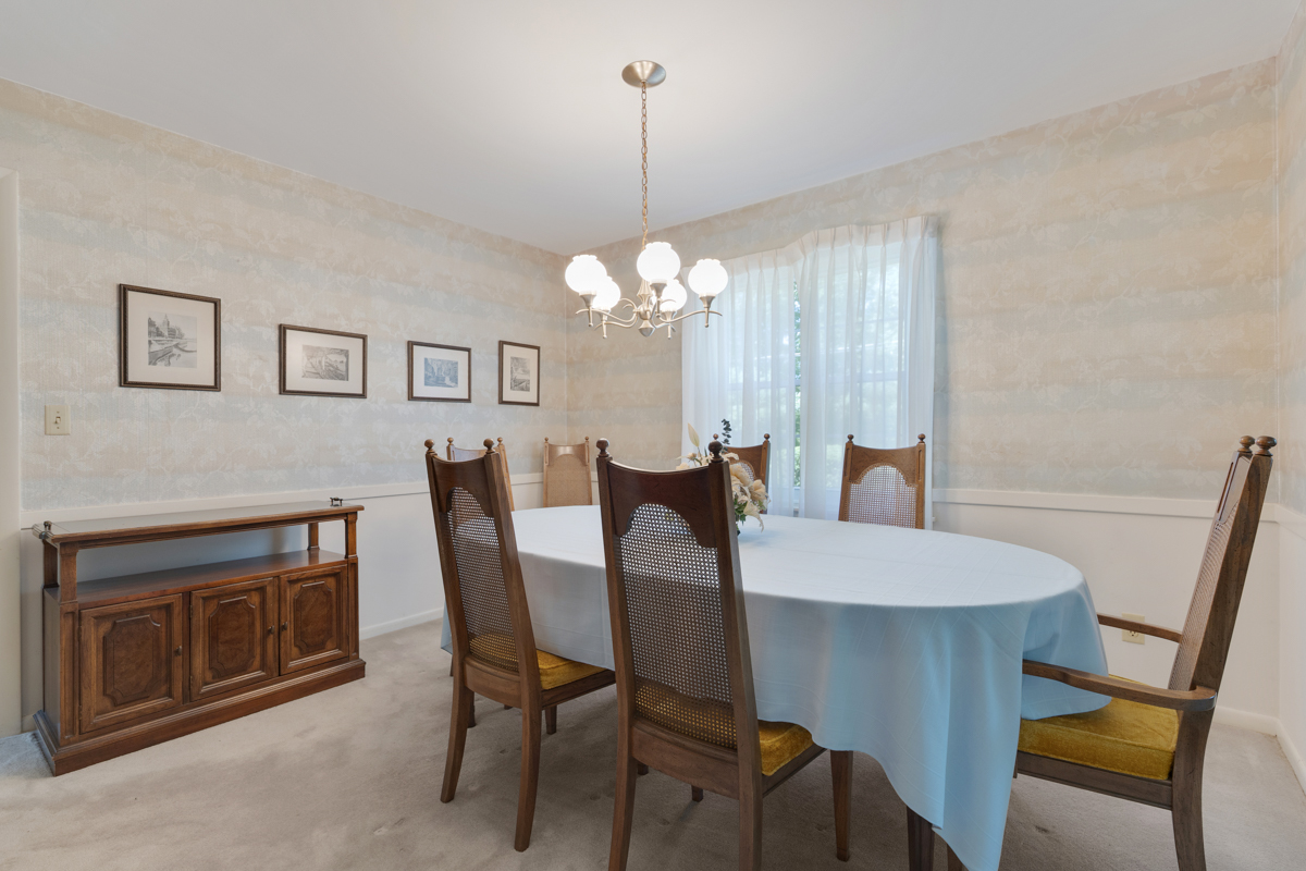 690 Stanford Drive Marengo, IL 60152 - Photo 6 of 30 a view of a dining room with furniture and wooden floor