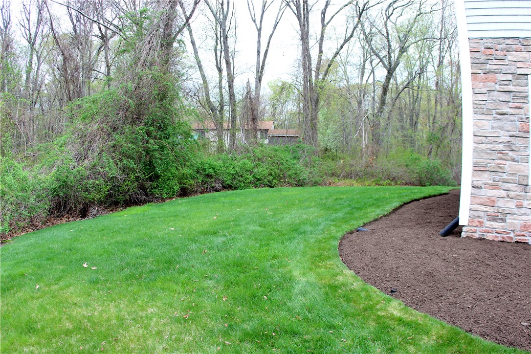 45 Fox Run Cranston, RI 02921 - Photo 30 of 34 Gallery Image 30
