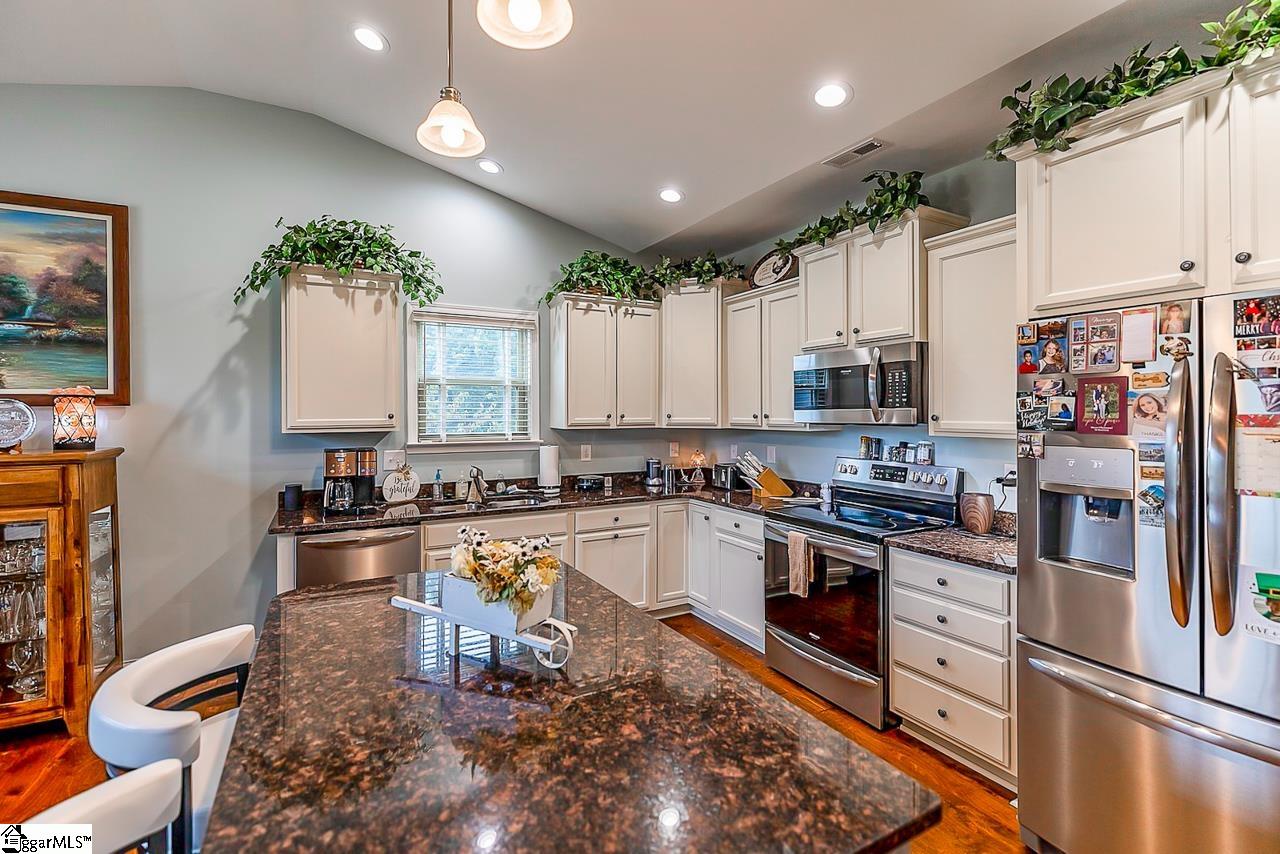 129 Jones Kelley Road Travelers Rest, SC 29690 - Photo 12 of 36