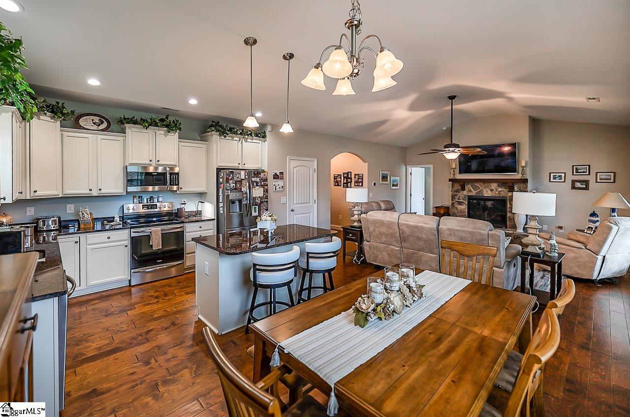 129 Jones Kelley Road Travelers Rest, SC 29690 - Photo 10 of 36