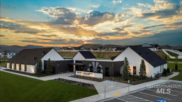 $1,129,900 | 9295 West Sooty Grouse Court, Boise, ID 83714