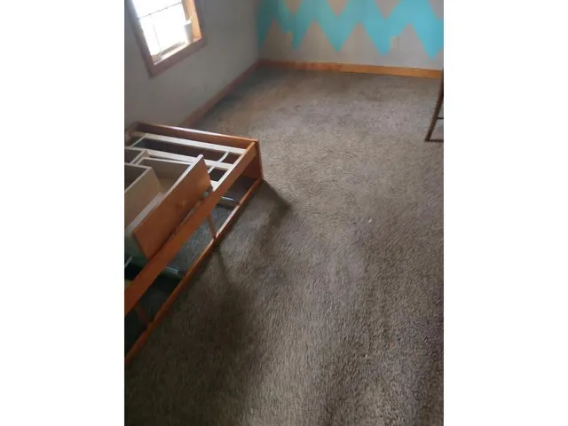 $284,000 | 2907 Dubois Road, Bowling Green, IN 47833