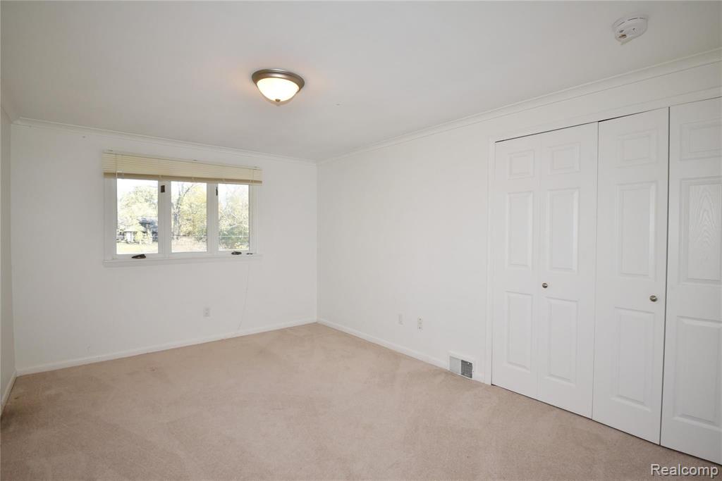 25310 Canterbury Road Franklin, MI 48025 - Photo 34 of 43