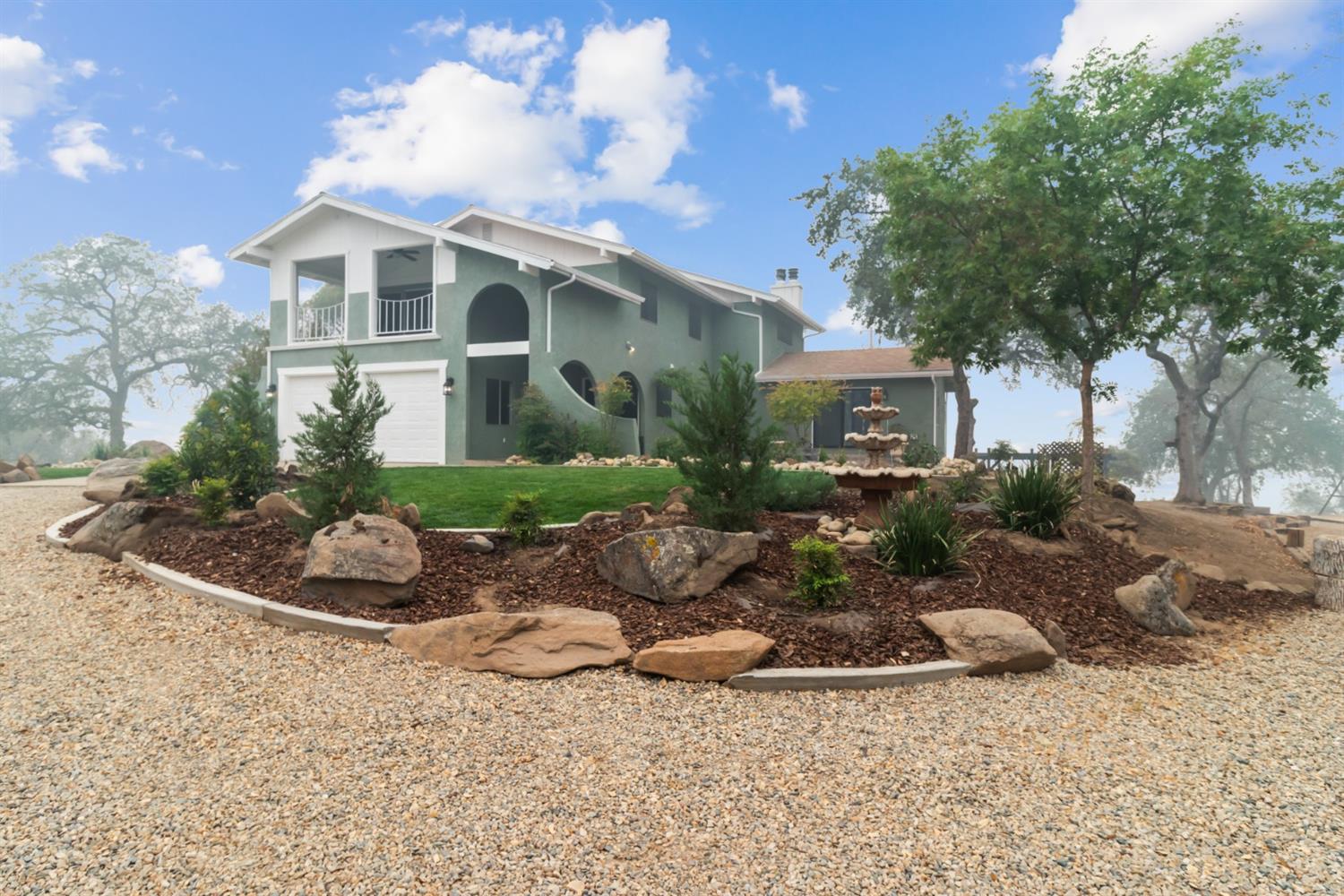 36725 Wells Road Coarsegold, CA 93614 - Photo 1 of 46 Gallery Image 1