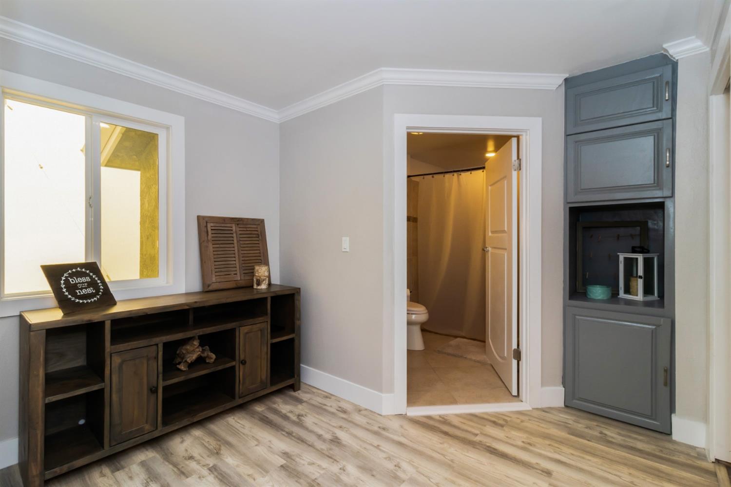 36725 Wells Road Coarsegold, CA 93614 - Photo 15 of 46 Gallery Image 15
