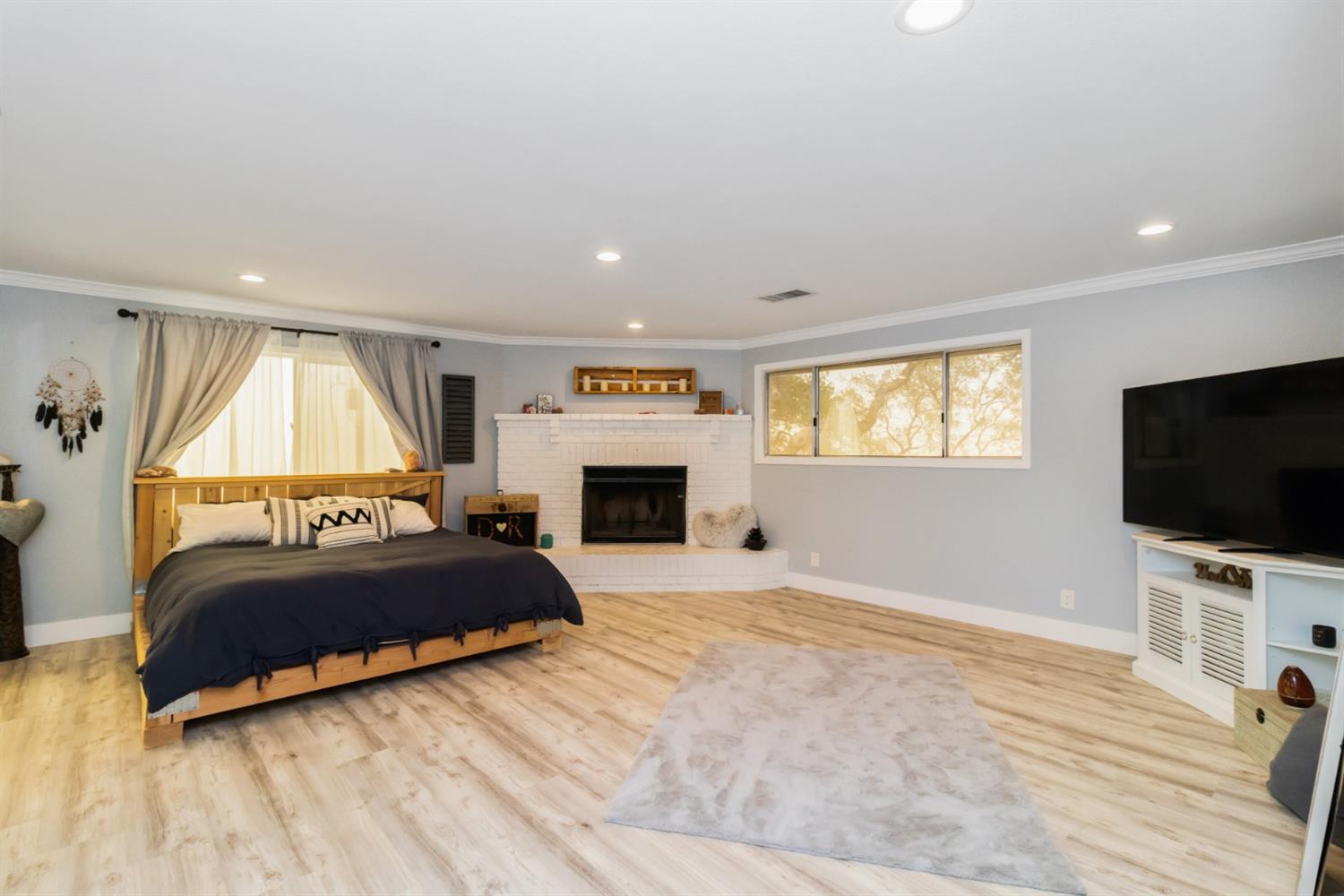 36725 Wells Road Coarsegold, CA 93614 - Photo 19 of 46 Gallery Image 19
