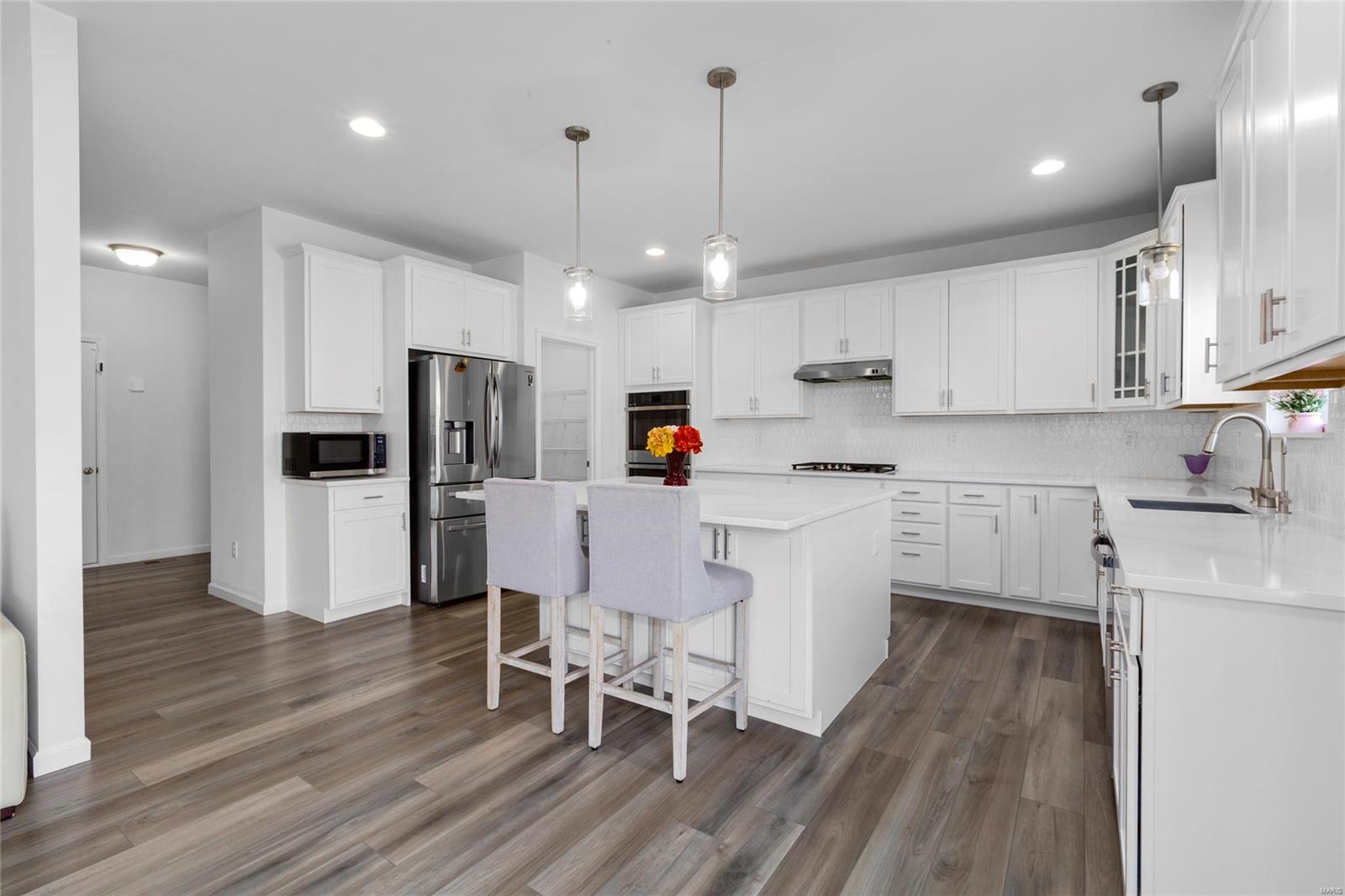 243 Arbors At Bridle Path Ballwin, MO 63021 - Photo 11 of 37