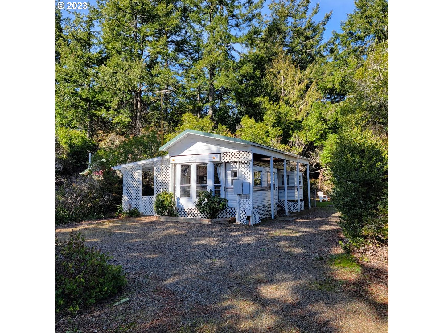 195 Rhody Loop Florence, OR 97439 - Photo 1 of 20 Gallery Image 1