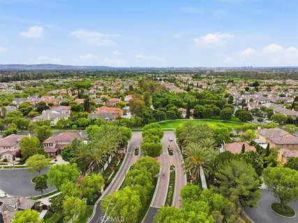 $1,999,000 | 6 Versailles, Irvine, CA 92602