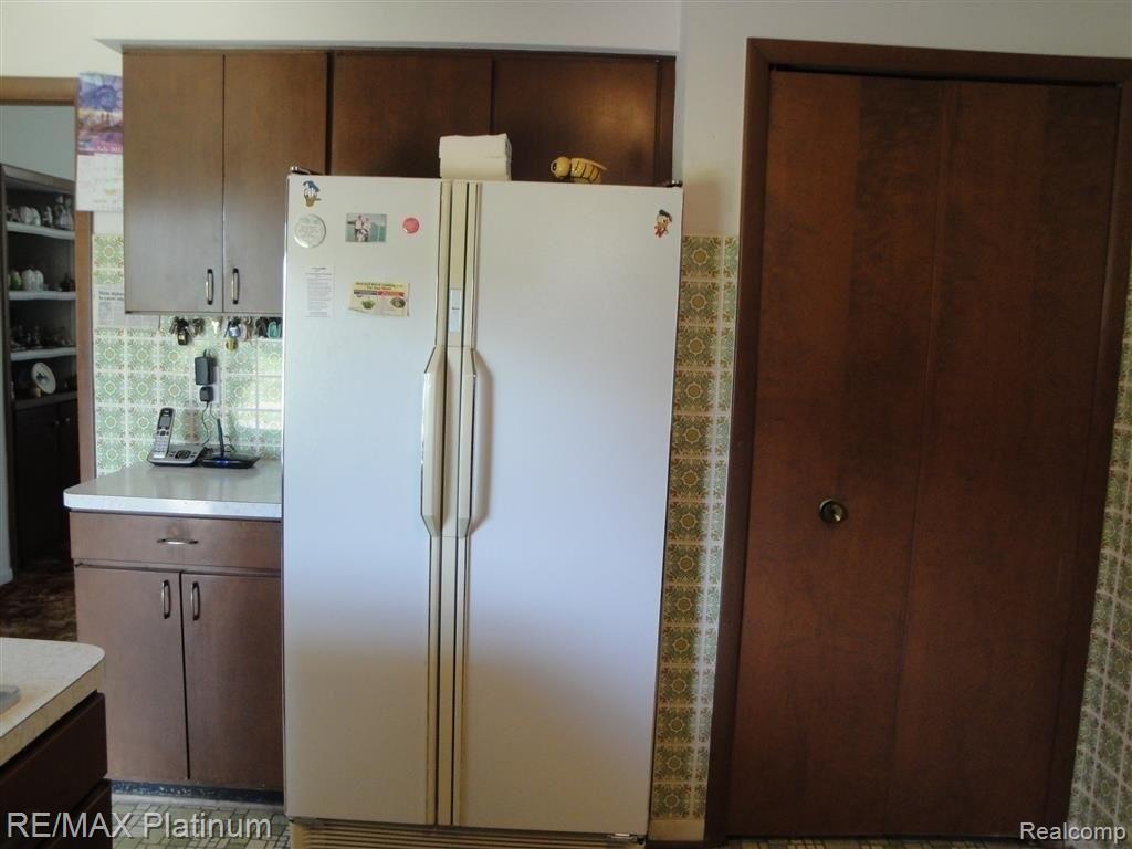 3901 North Burkhart Road Howell, MI 48855 - Photo 18 of 26 Pantry Area