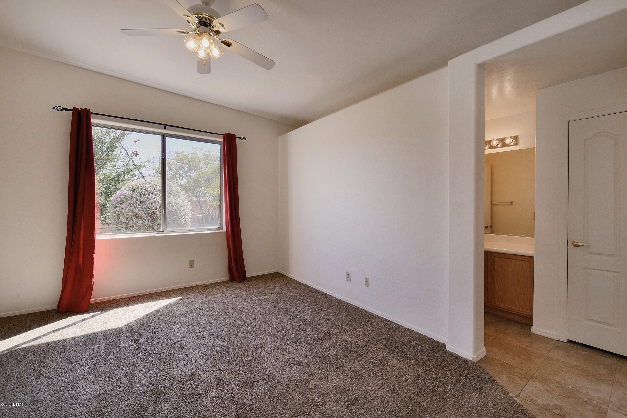 8546 North Sunny Rock Ridge Drive Tucson, AZ 85743 - Photo 15 of 22