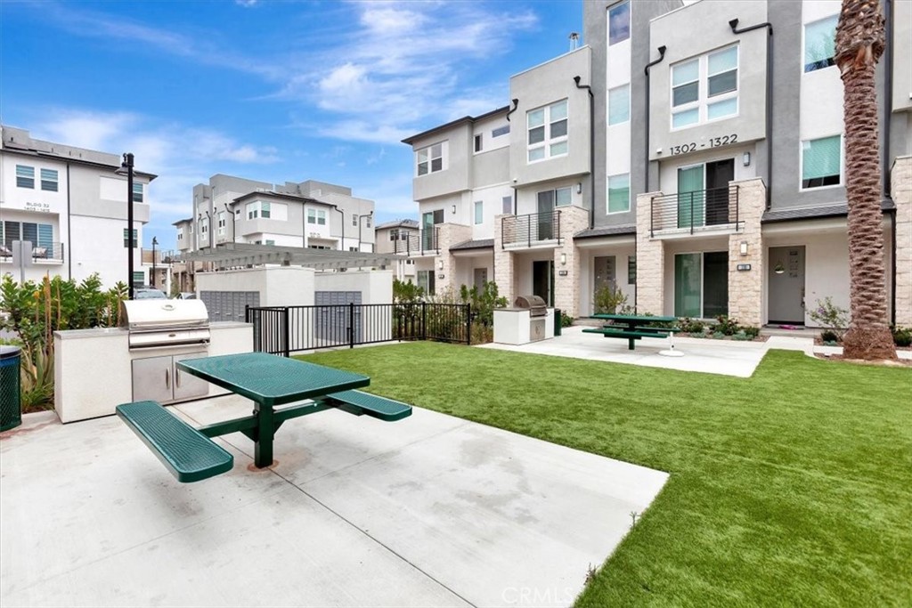 1810 West Bushell Street Anaheim, CA 92805 - Photo 35 of 36