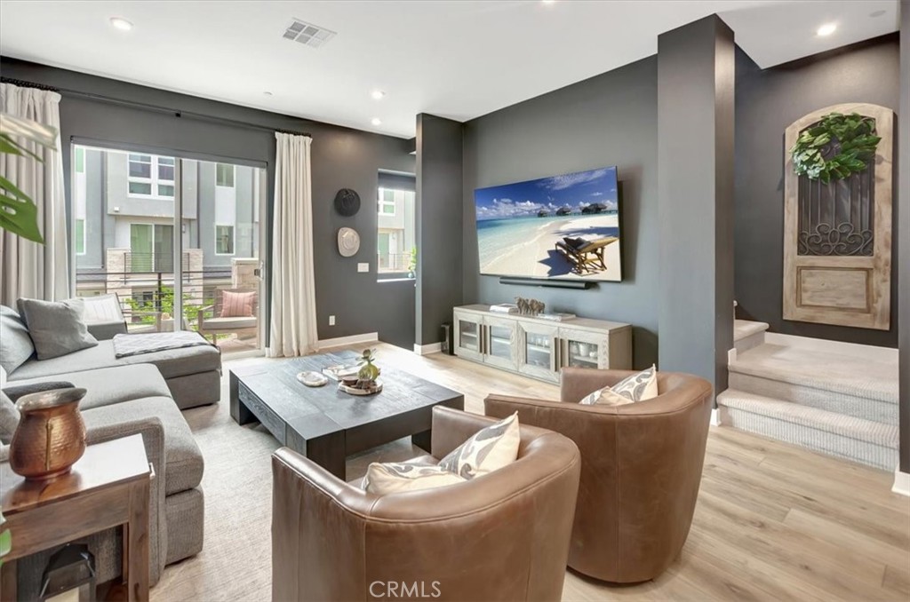 1810 West Bushell Street Anaheim, CA 92805 - Photo 6 of 36