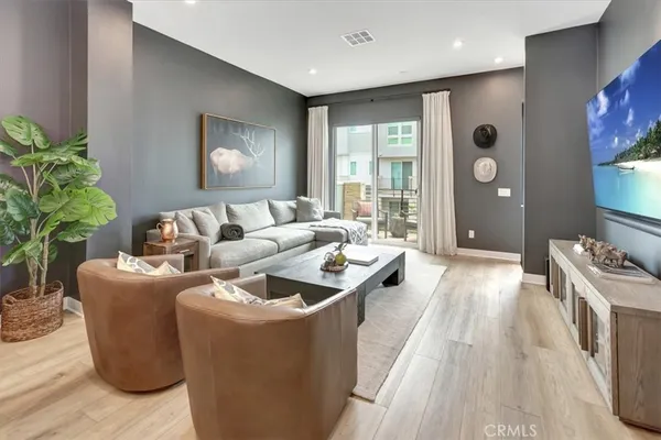 $1,068,800 | 1810 West Bushell Street, Anaheim, CA 92805