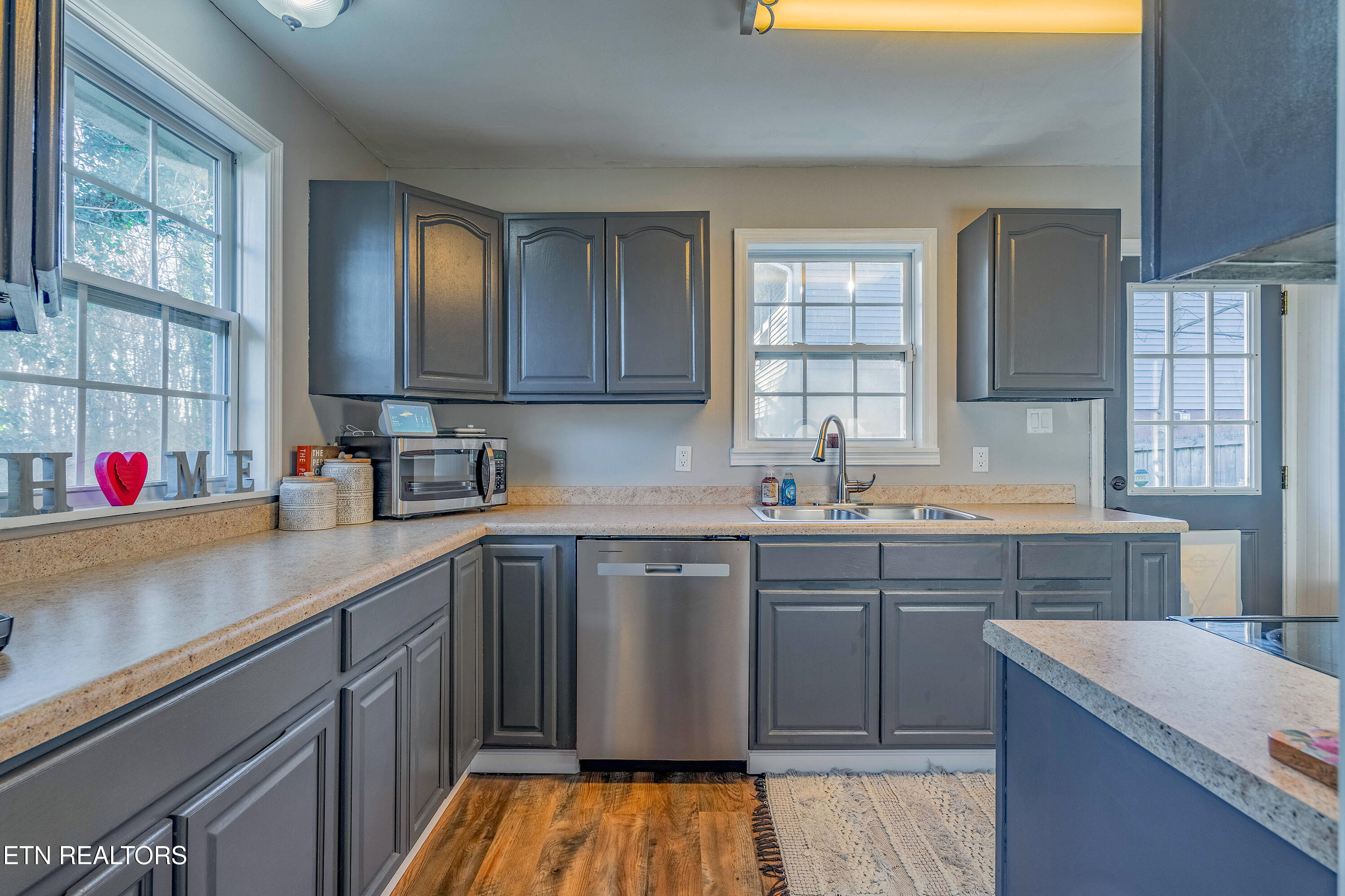 121 Amherst Lane Oak Ridge, TN 37830 - Photo 5 of 17 A7300764-HDR