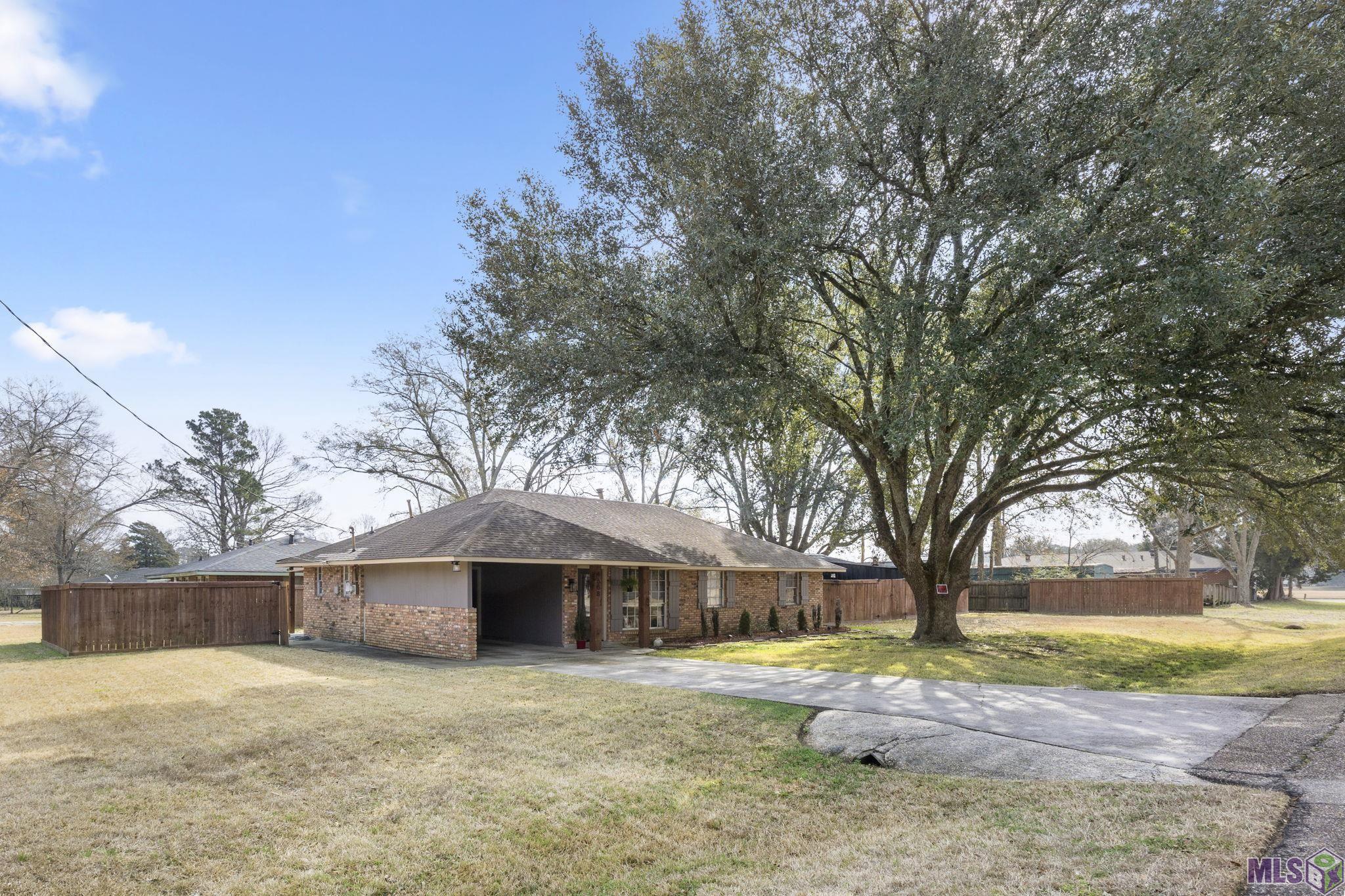 4668 West Green Ridge Drive Baton Rouge, LA 70814 - Photo 3 of 16