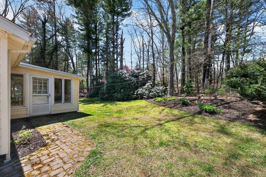 99 Karen Road Hanover, MA 02339 - Photo 26 of 38