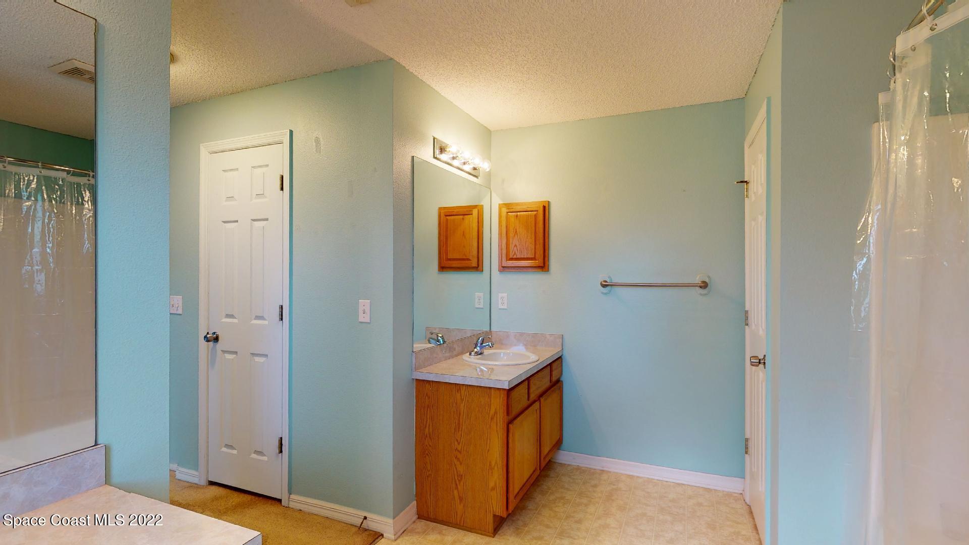 826 Tedder Road Southeast Palm Bay, FL 32909 - Photo 15 of 20 Tedder-04212022_081424