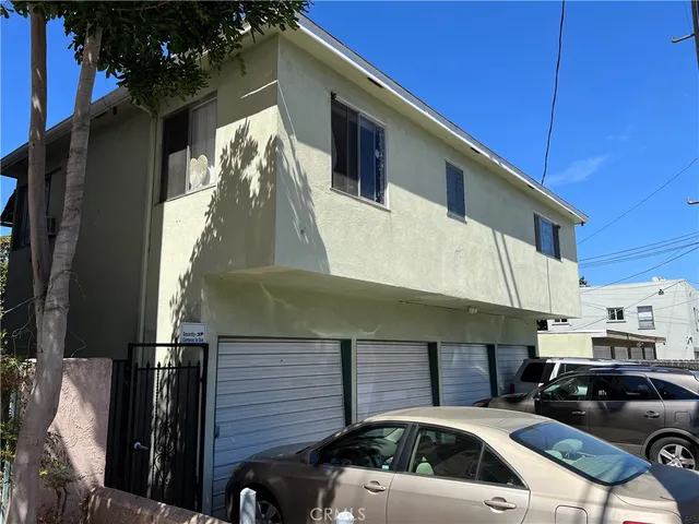 $1,995,000 | 824 Redondo Avenue, Long Beach, CA 90804