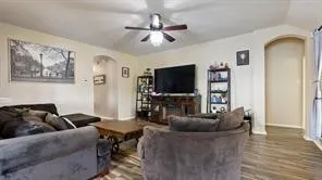 $2,150 | 4819 Mission Lake Court, Richmond, TX 77407