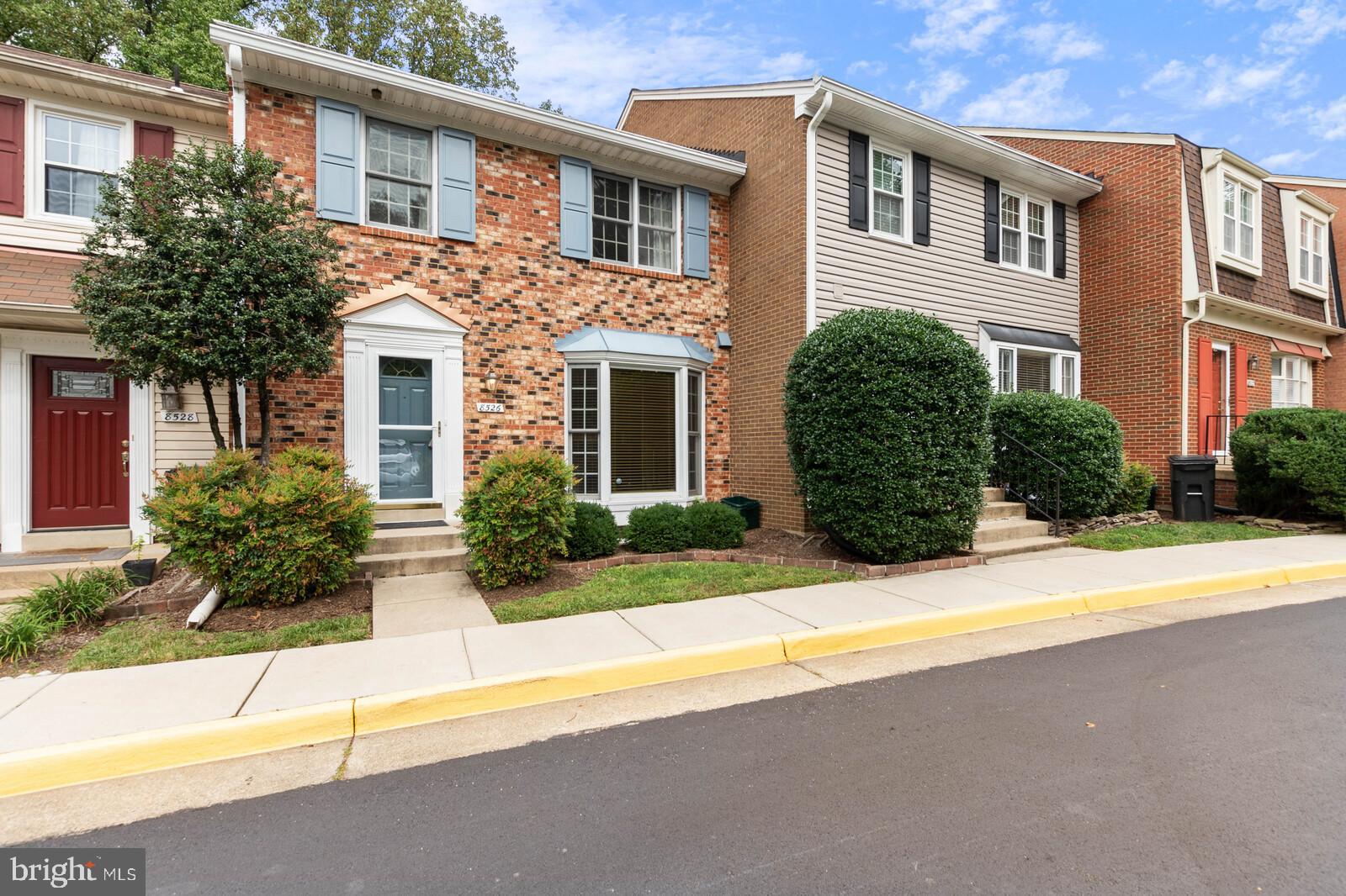 8526 Raglan Road Vienna, VA 22182 - Photo 2 of 43 Gallery Image 2