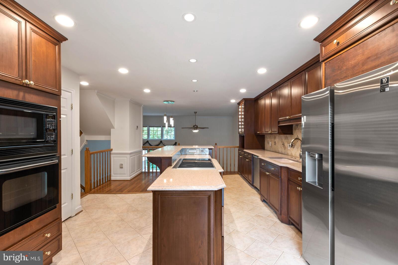 8526 Raglan Road Vienna, VA 22182 - Photo 11 of 43 Gallery Image 11