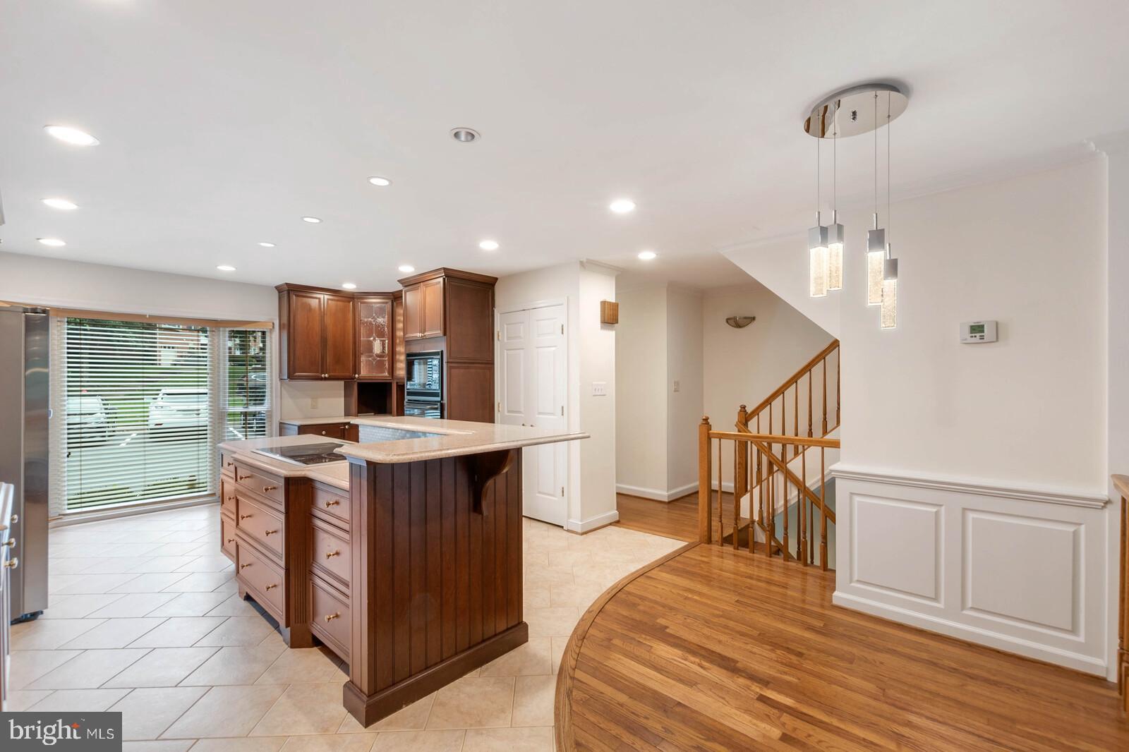 8526 Raglan Road Vienna, VA 22182 - Photo 12 of 43 Gallery Image 12