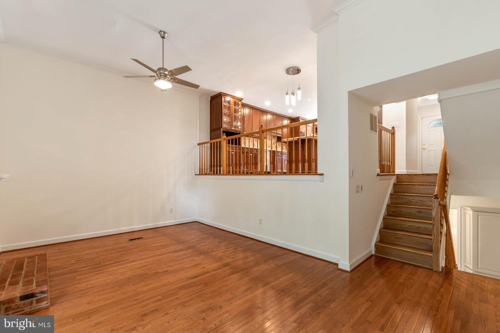 8526 Raglan Road Vienna, VA 22182 - Photo 13 of 43 Gallery Image 13