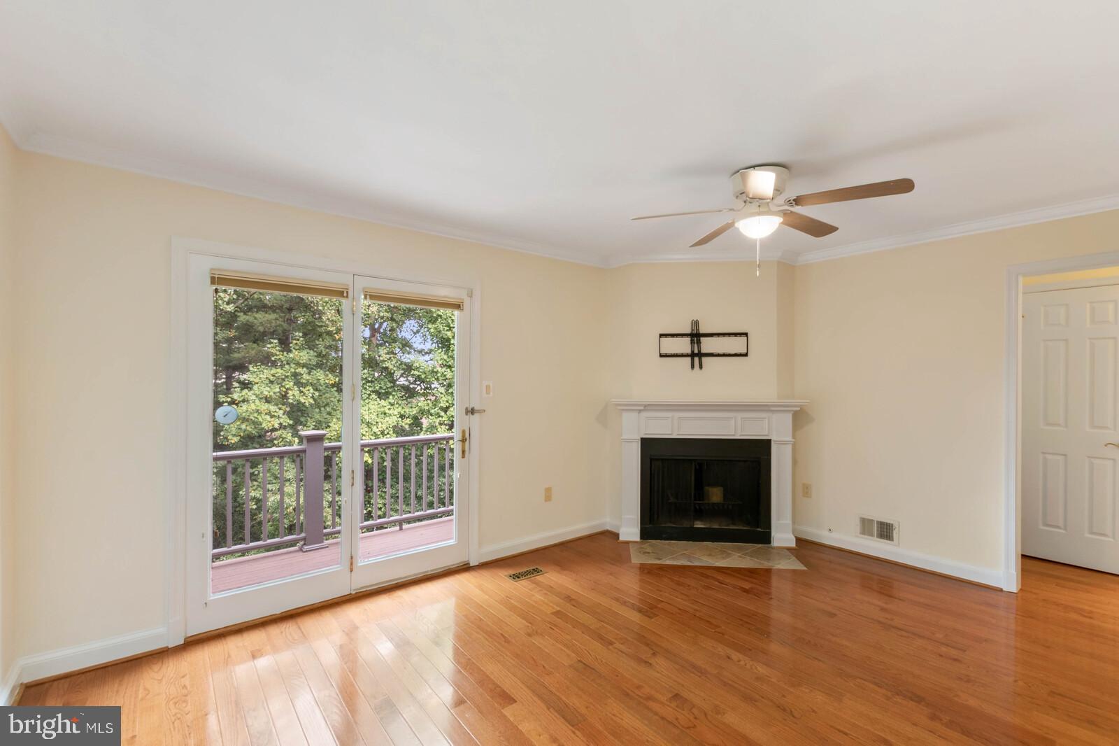 8526 Raglan Road Vienna, VA 22182 - Photo 21 of 43 Gallery Image 21