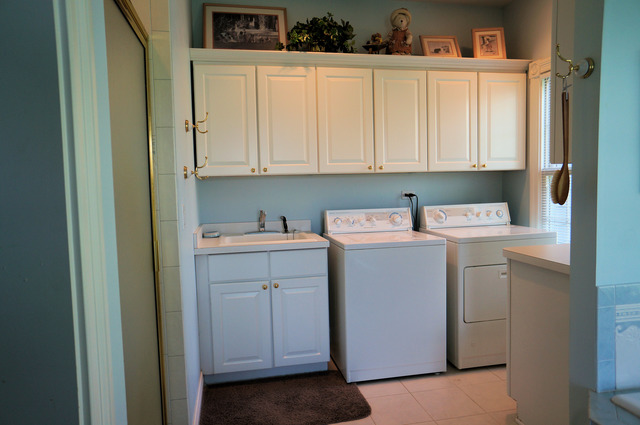 43W145 Campton Hills Road Elburn, IL 60119 - Photo 19 of 23 a utility room with dryer and washer