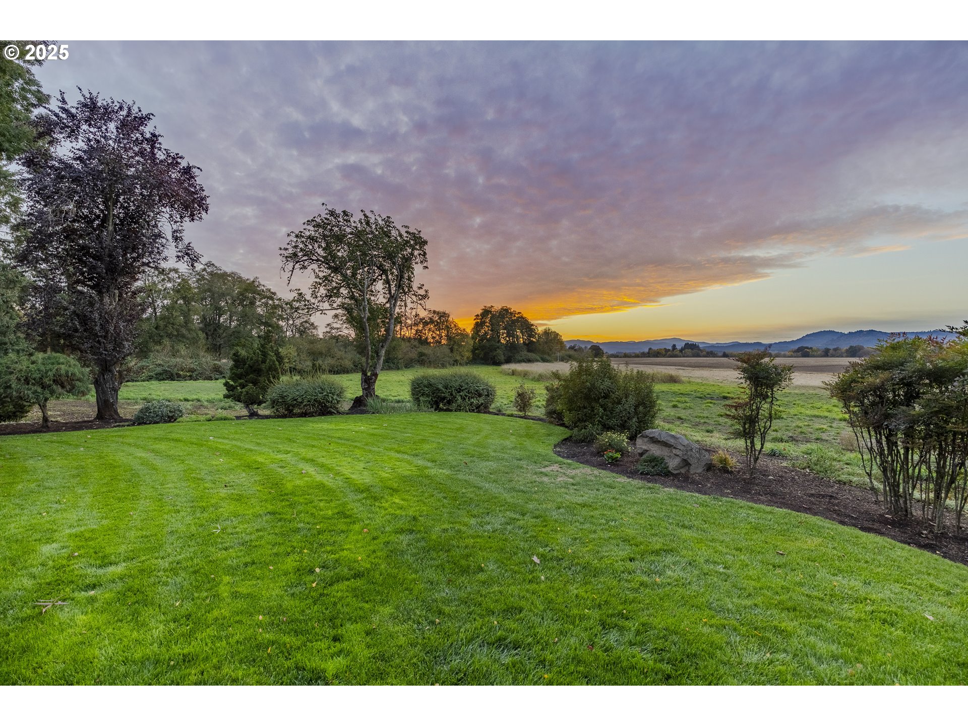 27565 Cox Butte Road Junction City, OR 97448 - Photo 4 of 48 Gallery Image 4