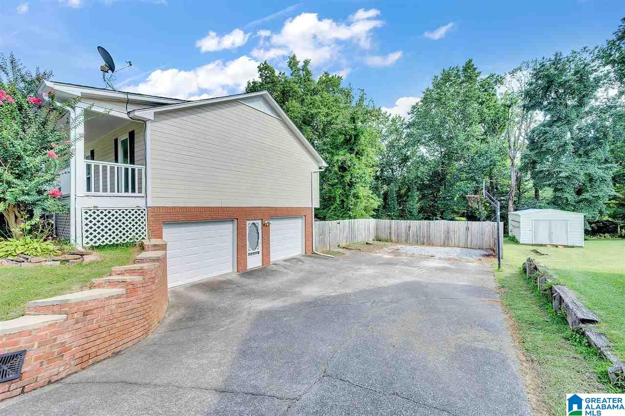 573 Kennedy Road Gardendale, AL 35071 - Photo 3 of 21