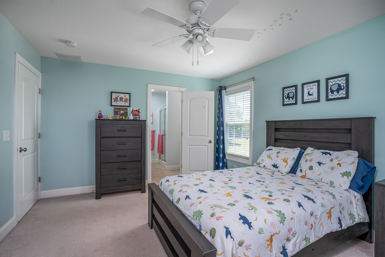 5315 Hugo Road Bettendorf, IA 52722 - Photo 25 of 35